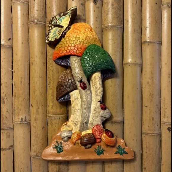 This vintage 1970s wall art chalkware or plaster mushrooms Wall decor Vintage - Picture 14 of 14
